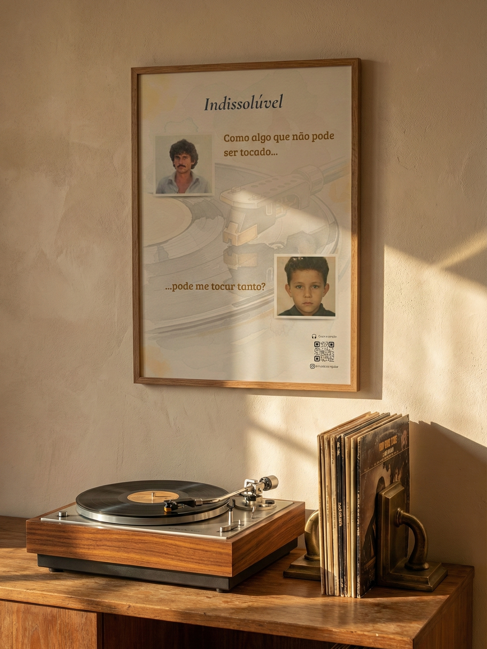 Quadro interativo com canção personalizada e vitrola